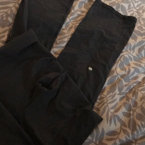 Lululemon pants - Picture 2 of 6